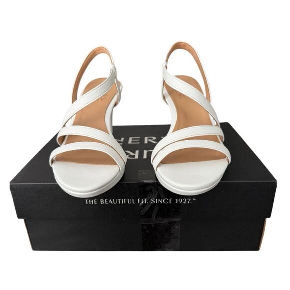 Naturalizer Brenta Women's White Strappy High Heels White Smooth Size 6 Wide - Picture 2 of 9